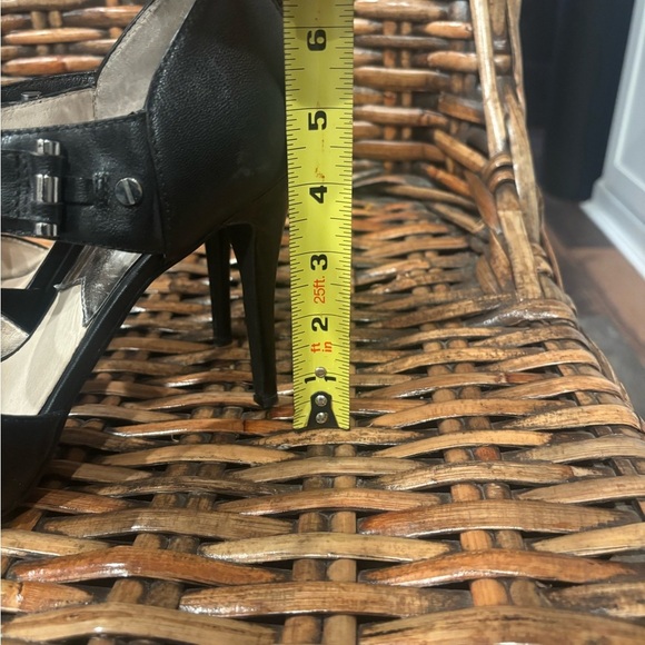 Michael Kors Black Peep-Toe Heels in size 9. Great condition! - Picture 9 of 15